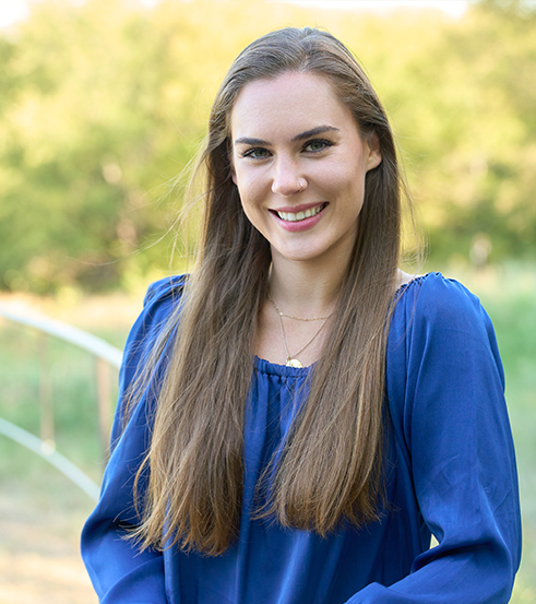 Molly-McGregor-Profile-Plano_webcrop